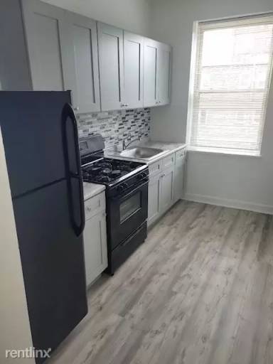 Main picture of 2305-07 E 70th St Apartments