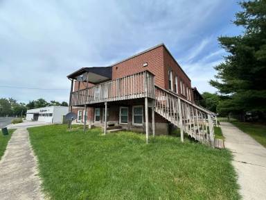 Main picture of 703 N Parke St