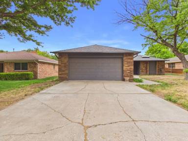 Main picture of 4004 Linda Dr