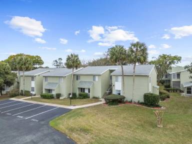 Main picture of 543 Fairways Dr