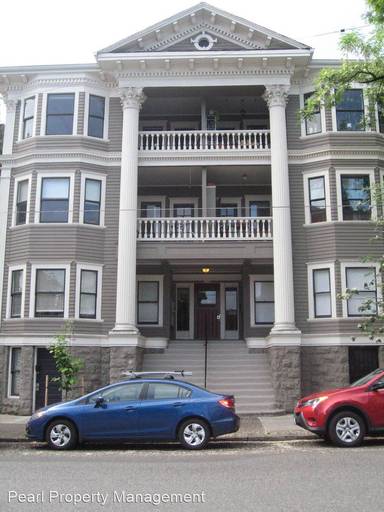 Main picture of 2046 NW Flanders St