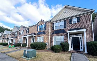 Main picture of 4700 Liberty Square Dr