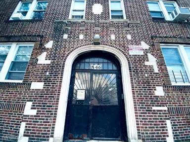Main picture of 564 Bergen Ave