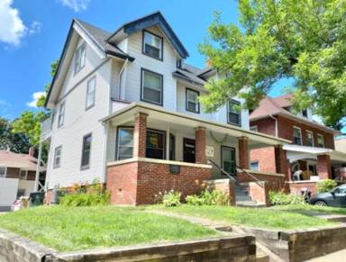 Main picture of 104 N Breese Ter