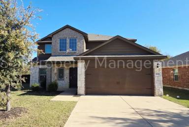 Main picture of 1212 Bronze Ln