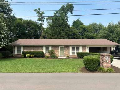 Main picture of 912 Brentwood Dr