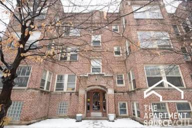 Main picture of 1901 W Argyle St