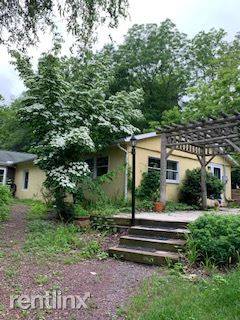Main picture of 234 Taylor Hill Rd