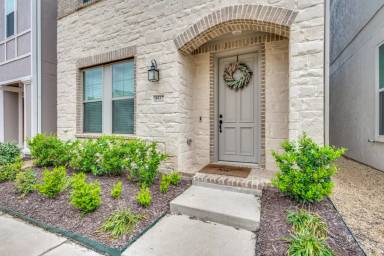 Main picture of 4417 Ward St