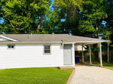 Main picture of 300 Delmar Ct White Settlement, TX 76108