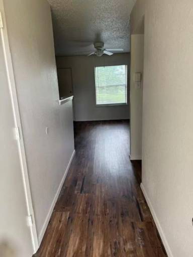 Main picture of 304 Hilltop Rd