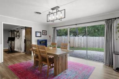 Main picture of 1204 Forest Dr