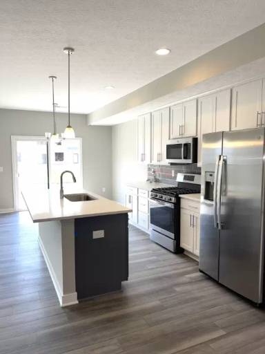 Main picture of 6421 Hamilton Woods Blvd S