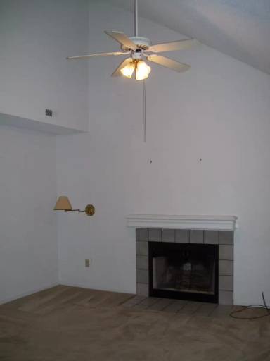 Main picture of 400 Arrowhead Dr