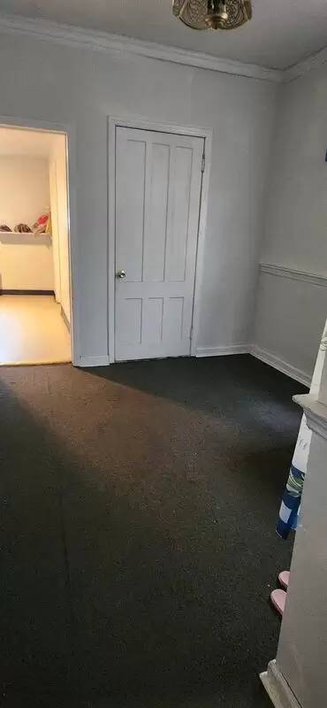 Main picture of 320 Western Ave