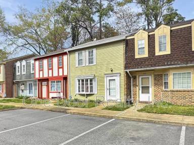Main picture of 1079 Old Denbigh Blvd