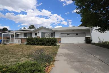 Main picture of 4725 Montebello Dr