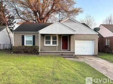 Main picture of 2540 E 1st St