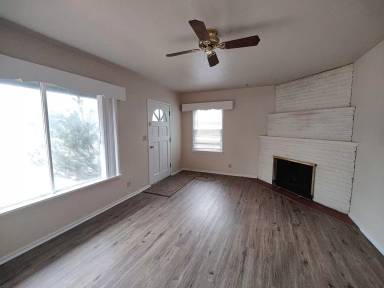 Main picture of 452 NE Irving Ave