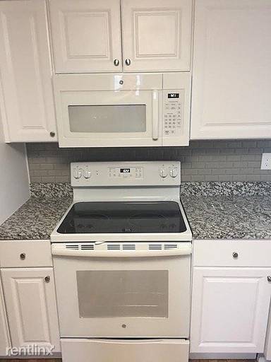 Main picture of 2021 Franklin Ln