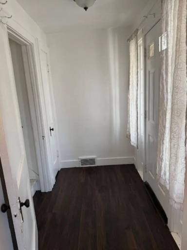 Main picture of 163 26th St NW