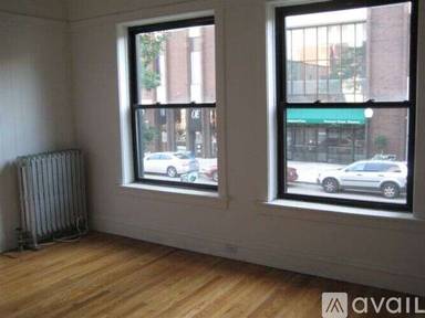 Main picture of 1649 N Wells St