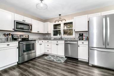 Main picture of 3705 Piedmont Rd