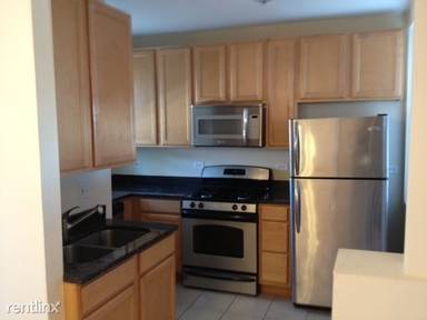 Main picture of 3608 W Dickens Ave