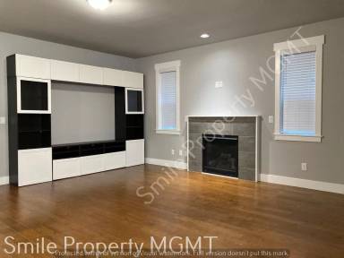 Main picture of 7863 SE Raymond St