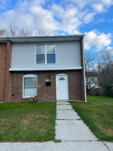 Main picture of 18 Sunny Bnd