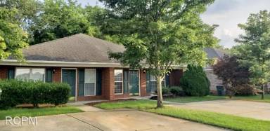 Main picture of 112 Railroad Ridge Rd