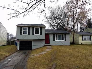 Main picture of 903 Burke Glen Rd