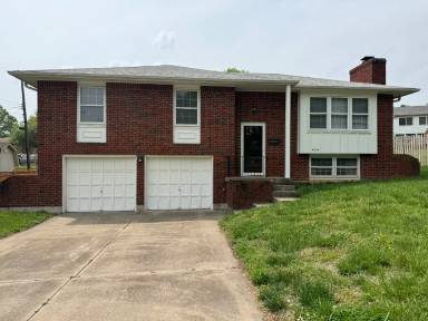 Main picture of 4304 S Mills St
