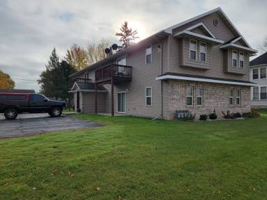 Main picture of 406 N Main St