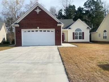 Main picture of 208 Winterlochen Dr