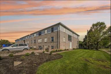 Main picture of The Flats on Tamarack