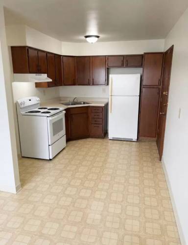 Main picture of 945 Fox Point Sq