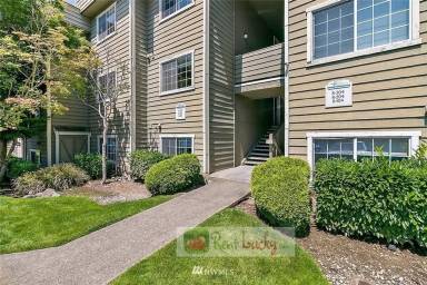 Main picture of 28307 18th Ave S