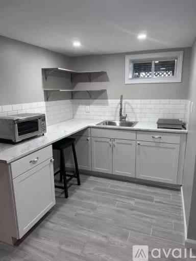 Main picture of 76 Tunxis Hill Rd