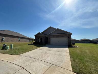 Main picture of 129 Canonbury Dr