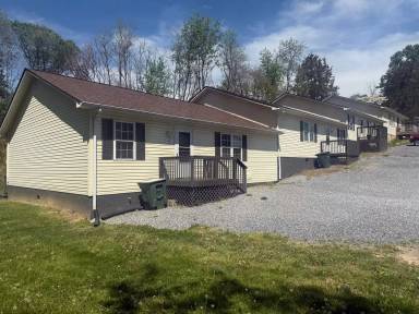 Main picture of 1541 Southside Rd