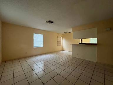 Main picture of 7637 Green Rd