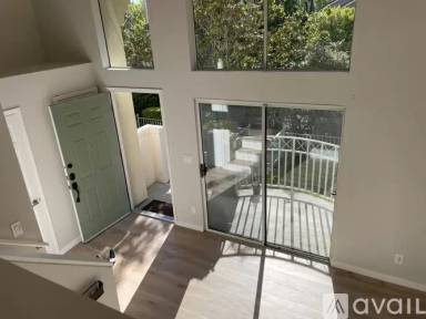 Main picture of 150 Holly Ct