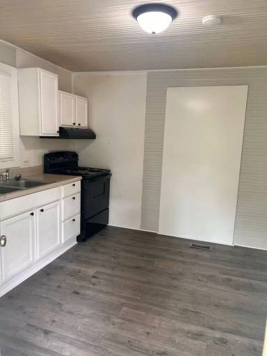 Main picture of 638 Wilson St