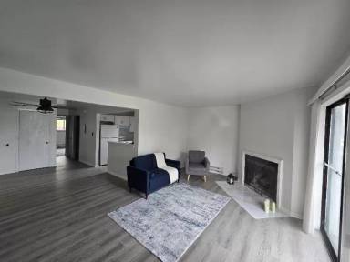 Main picture of 1840 N Goodwin Dr