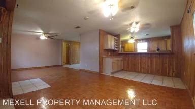 Main picture of 2861 Maple Dr