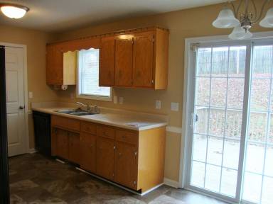 Main picture of 994 Roedeer Dr
