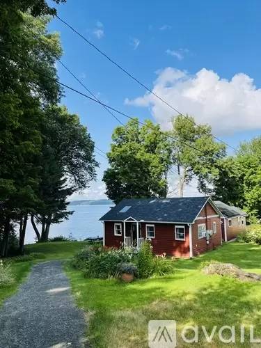 Main picture of 121 Maxfield Point Dr