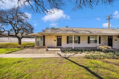 Main picture of 103 Oakhurst Pl