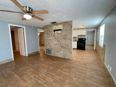 Main picture of 512 60th Avenue Ter W